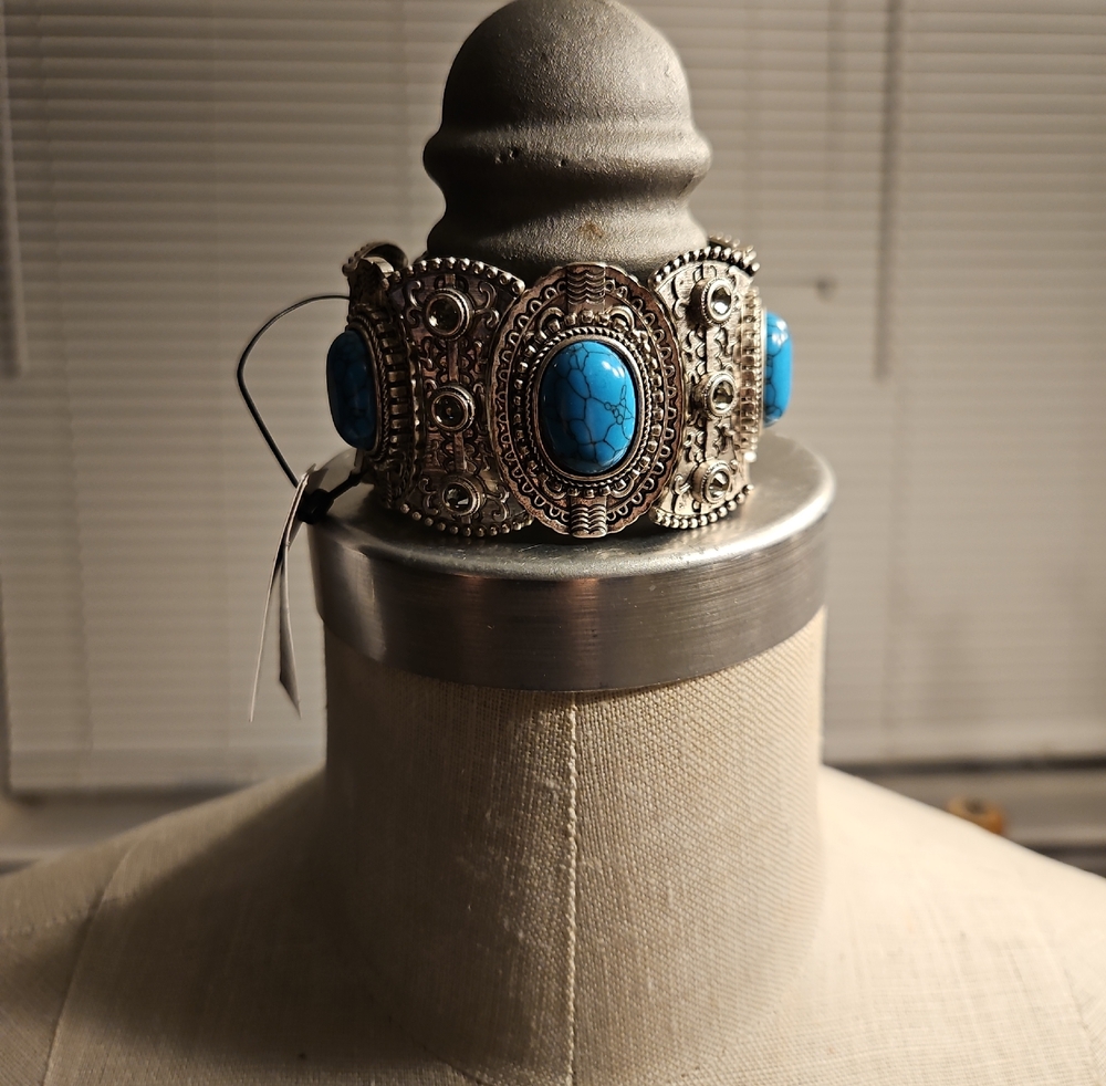 NWT Chico's Silver-Tone Bracelet with Turquoise Blue Stones